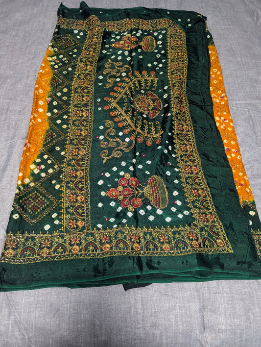 Hand tie-dyed bandhani saree