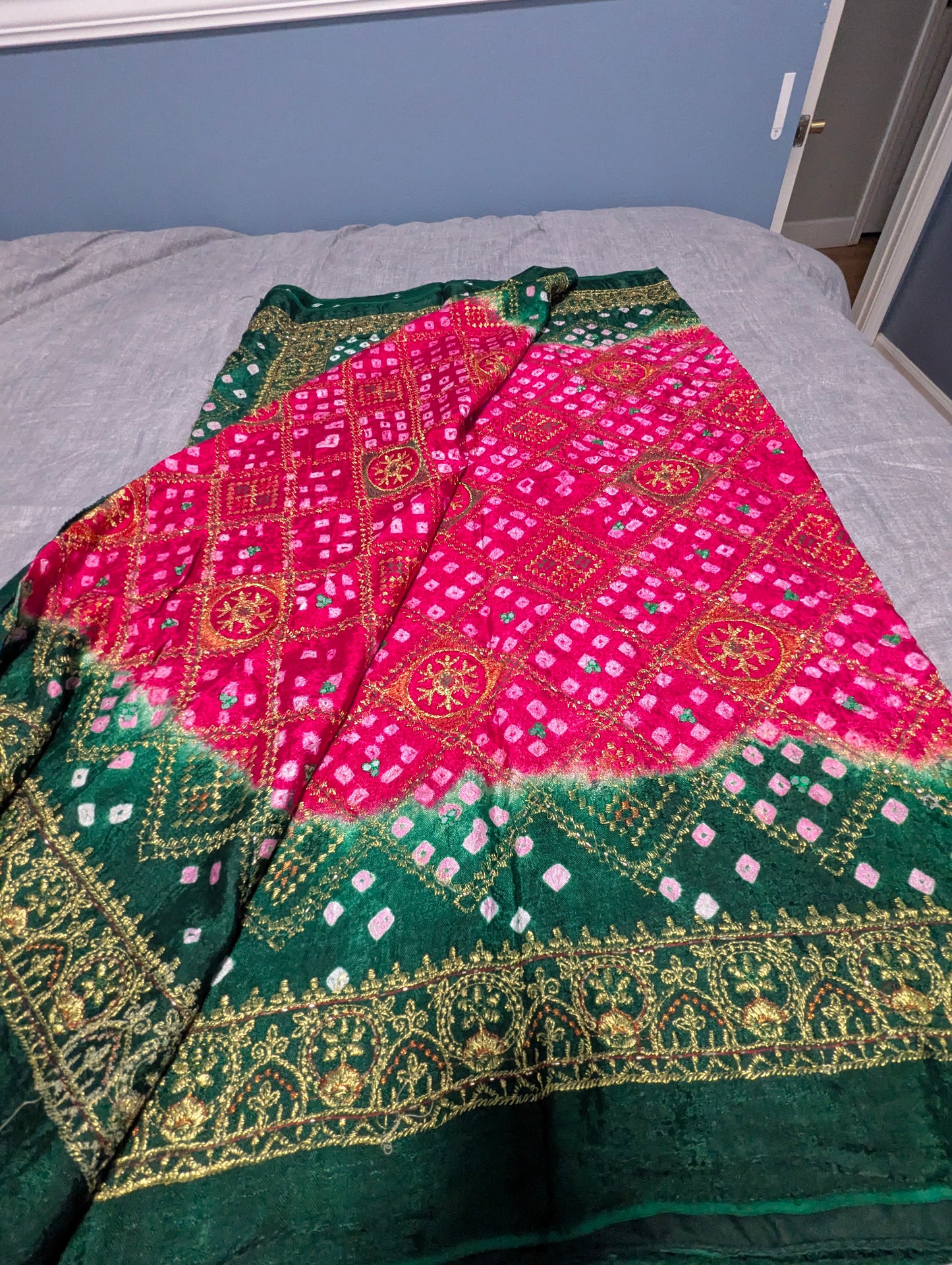 Hand tie dyed bandhani saree